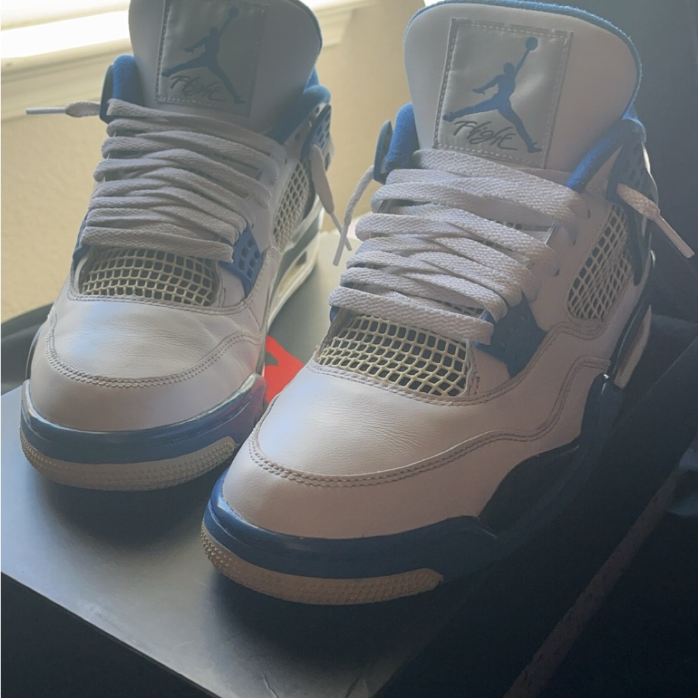 Jordan Athletic Shoes - White and Blue
